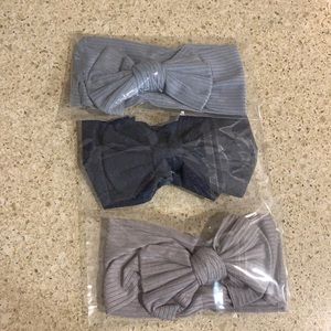 3 brand new baby bows